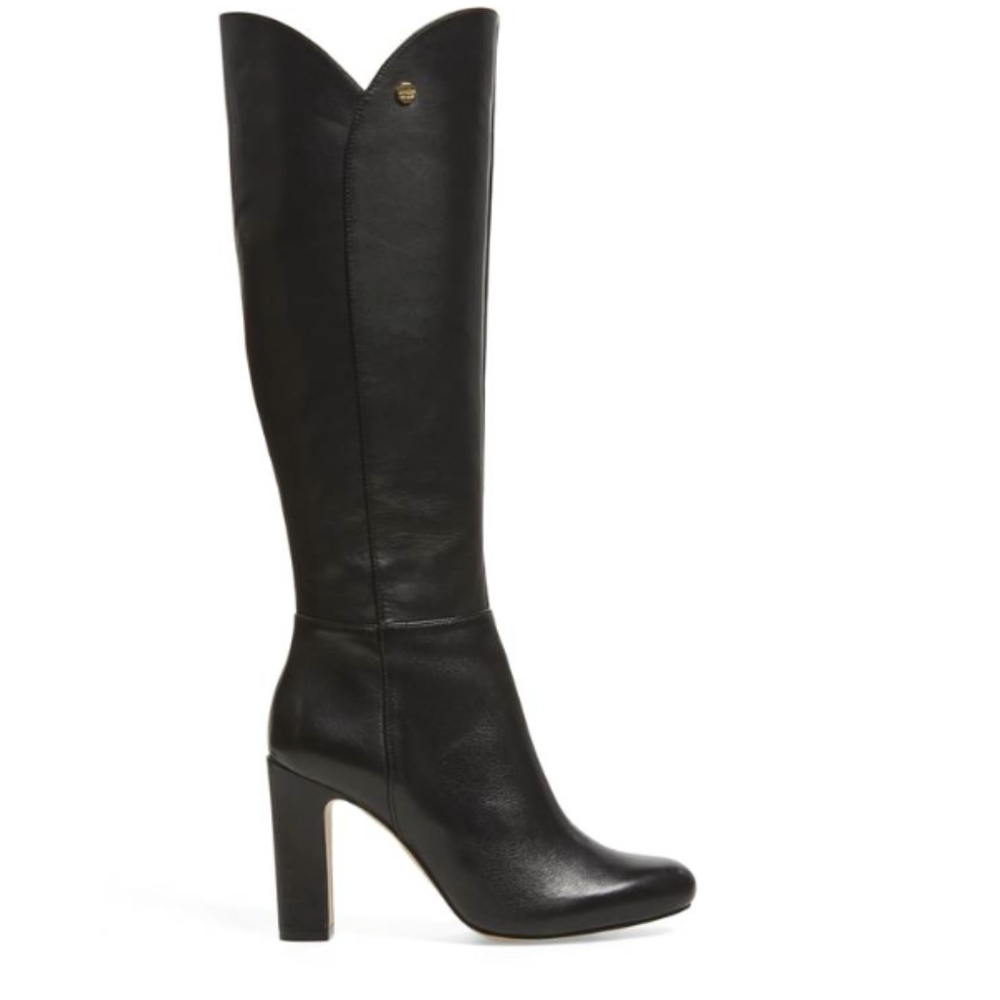 Louise et CIE Black boots never worn